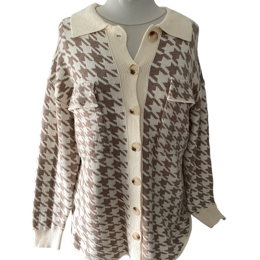 Debut houndstooth shacket/jacket. Small. Oversized. Soft. Button-up. (NWT)